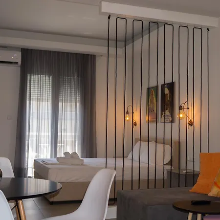 City Center Apartment *
